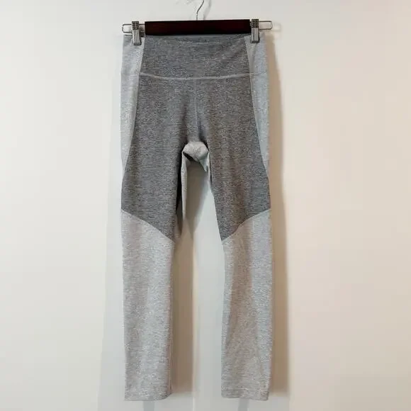 OUTDOOR VOICES Warmup Legging Gray Colorblock Sz S 7/8 Length - Picture 2 of 5